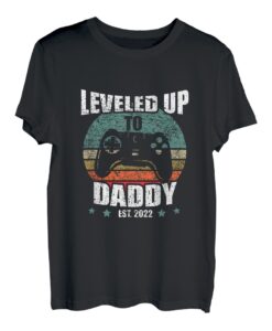 Herren Lustiges Ich Werde Papa Geschenk Leveled Up To Daddy 2022 T-Shirt