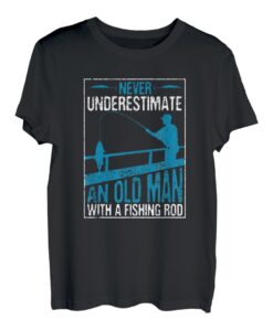 Herren Unterschätze niemals einen alten Mann mit einer Angelrute Dad Angler T-Shirt