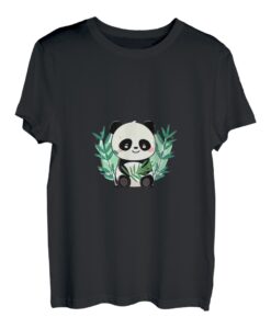 Niedlicher Happy Panda im Wald mit Bambus T-Shirt