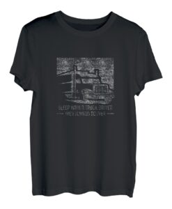 Schlafen Sie mit einem LKW-Fahrer, sie liefern immer - Fun Trucker T-Shirt
